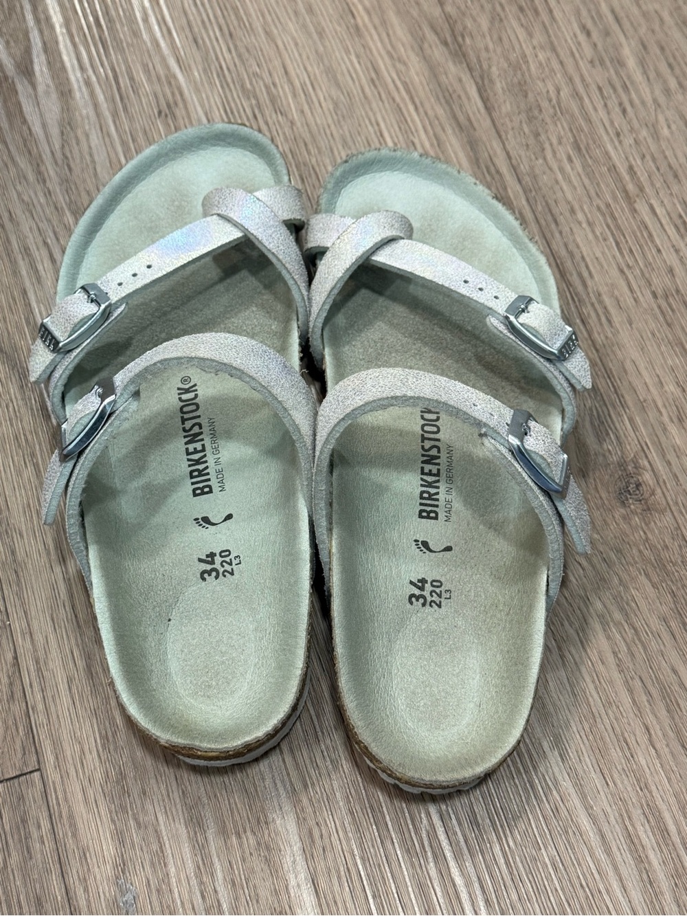 Birkenstock Silver Glitter Double-Strap Toe-Loop Sandals - Picture 3 of 5